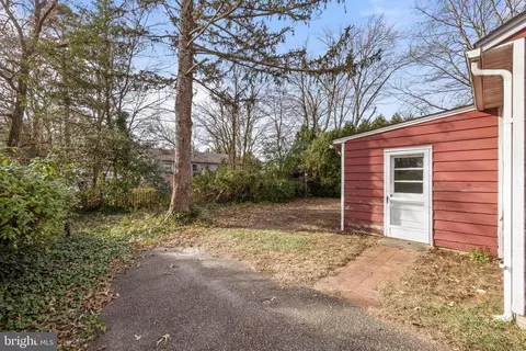 Exterior - 54 Atlantic Ave, Waretown, NJ 08758 photo 5 of 6