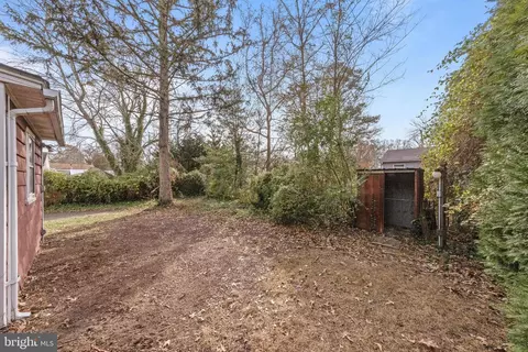 Exterior - 54 Atlantic Ave, Waretown, NJ 08758 photo 2 of 6