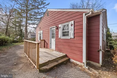 Exterior - 54 Atlantic Ave, Waretown, NJ 08758 photo 1 of 6