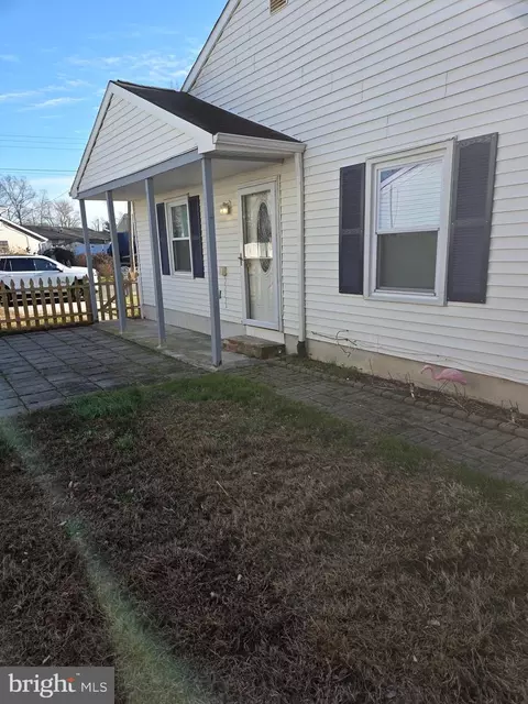 304 Lake Champlain Dr, Little Egg Harbor Twp, NJ 08087