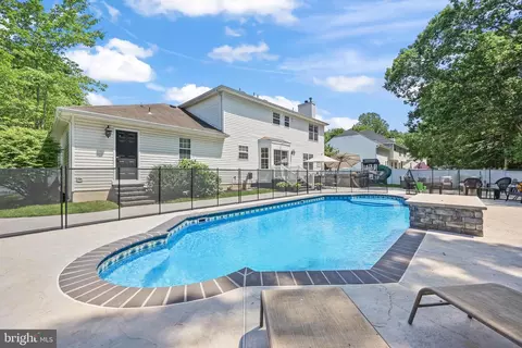 Exterior - 304 Mackenzie Dr, Jackson, NJ 08527 photo 4 of 8
