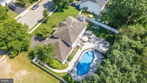 View/Area - 304 Mackenzie Dr, Jackson, NJ 08527 photo 4 of 6