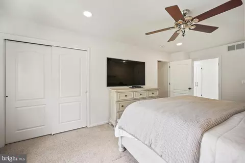 Bedroom - 304 Mackenzie Dr, Jackson, NJ 08527 photo 2 of 6
