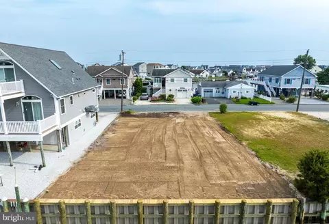 109 E Sail, Little Egg Harbor Twp, NJ 08087