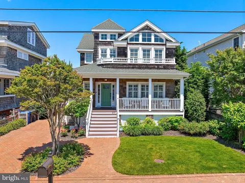 217 Fairview Ave, Beach Haven, NJ 08008
