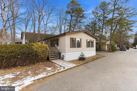 6 Loblolly Ln, Jackson, NJ 08527