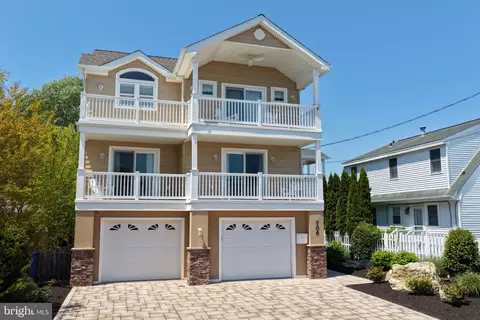 706 S Bay Ave, Beach Haven, NJ 08008