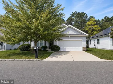 50 Briarwood Dr, Tuckerton, NJ 08087