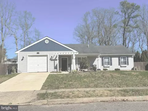 46 Chestnut Way Cir, Barnegat, NJ 08005