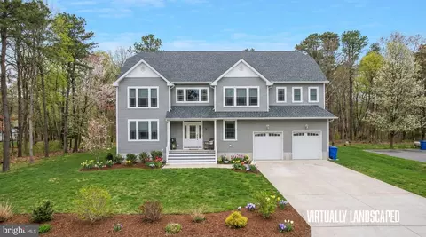 674 Dunedin St, Toms River, NJ 08753