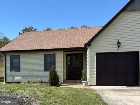10 Cedar Ave, Manahawkin, NJ 08050