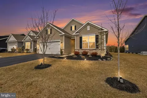 52 Raccoon Ln, Barnegat, NJ 08005