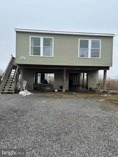 237 S Creek Dr, West Creek, NJ 08092