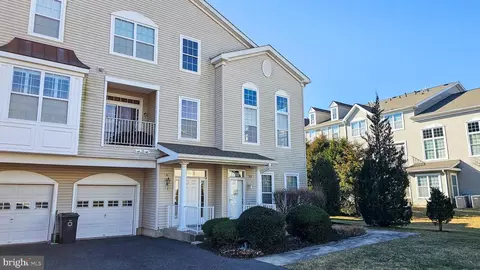 51 Farrah Dr #1611, Manahawkin, NJ 08050