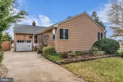 535 Carroll Fox Rd, Brick, NJ 08724