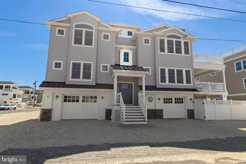 30 W Harding Ave, Long Beach Township, NJ 08008