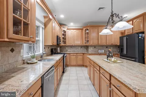 Kitchen - 14 Conor Rd, Jackson, NJ 08527 photo 3 of 3