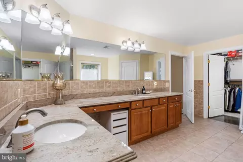 Bath - 14 Conor Rd, Jackson, NJ 08527 photo 3 of 6