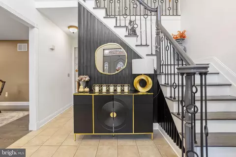 Entry Way - 14 Conor Rd, Jackson, NJ 08527 photo 1 of 10