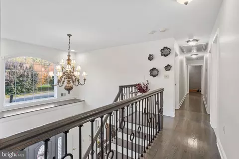 Entry Way - 14 Conor Rd, Jackson, NJ 08527 photo 6 of 10