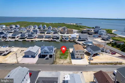 134 Flamingo Rd, Tuckerton, NJ 08087