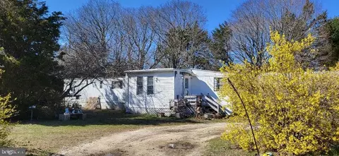 227 Railroad Ave, West Creek, NJ 08092