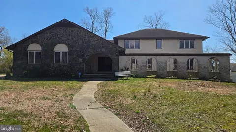 919 Somerset Dr, Toms River, NJ 08753