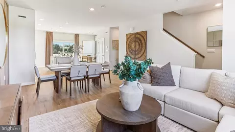 32 Forest Park Dr, Waretown, NJ 08758