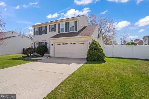 167 Amsterdam Ave, Bayville, NJ 08721