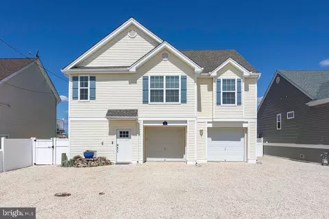76 Claudia Ln, Manahawkin, NJ 08050