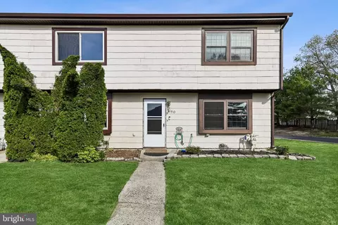 1160 Sawmill Rd, Brick, NJ 08724