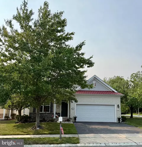 2 Mayport Ln, Barnegat, NJ 08005