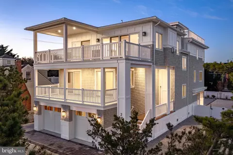 2 E Cumberland Ave, Harvey Cedars, NJ 08008