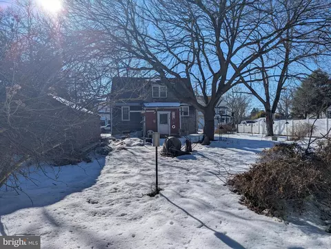 130 E Lacey Rd, Forked River, NJ 08731 photo 4