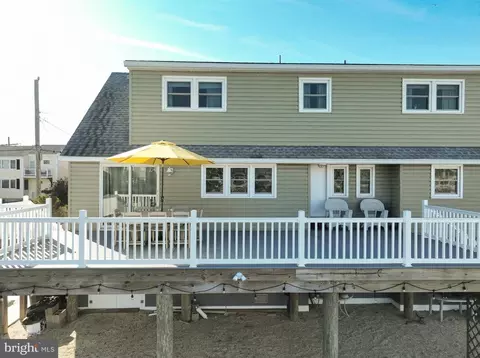 409 3rd St, Beach Haven, NJ 08008