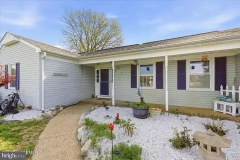 503 Buttonwood Dr, Lanoka Harbor, NJ 08734