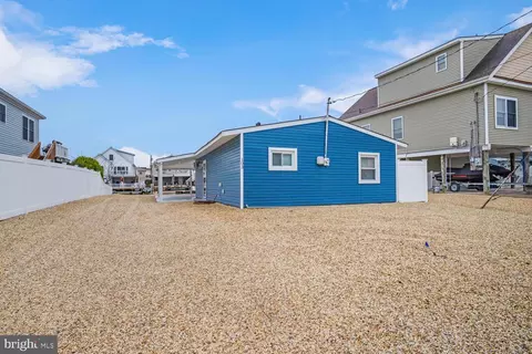 103 S Binnacle Dr, Little Egg Harbor Twp, NJ 08087