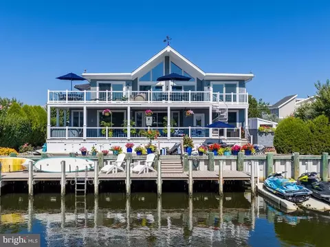 310 Beach Plum Dr, Long Beach Township, NJ 08008
