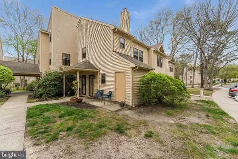 32 Azalea Cir, Jackson, NJ 08527
