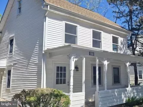 377 N Main St, Barnegat, NJ 08005