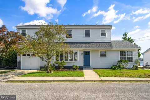 7 W Sail Dr, Little Egg Harbor Twp, NJ 08087
