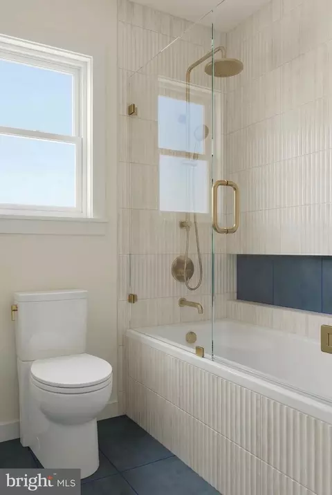 Bath - 150 Lighthouse Dr, Waretown, NJ 08758 photo 10 of 10