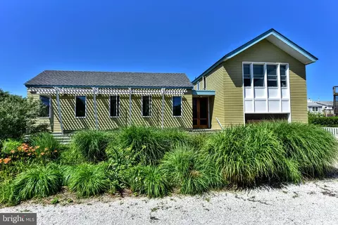 54 E Long Beach Blvd, Long Beach Township, NJ 08008
