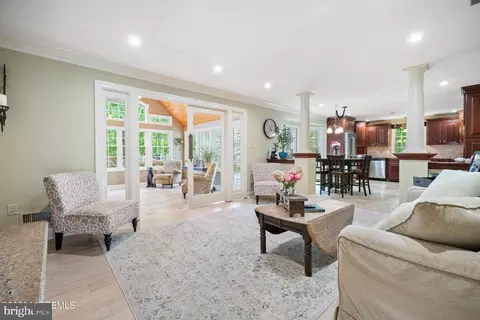 Living - 609 Spaulding Ave, Forked River, NJ 08731 photo 5 of 5
