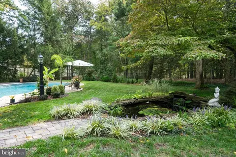 Exterior - 609 Spaulding Ave, Forked River, NJ 08731 photo 7 of 12