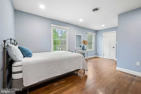 Bedroom - 609 Spaulding Ave, Forked River, NJ 08731 photo 3 of 6