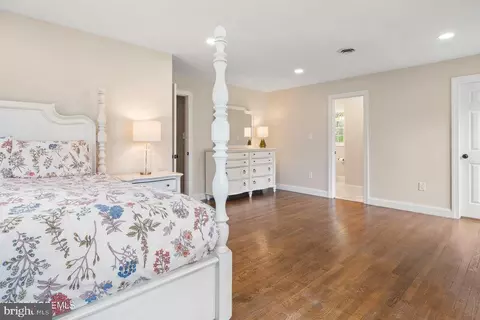 Bedroom - 609 Spaulding Ave, Forked River, NJ 08731 photo 1 of 6