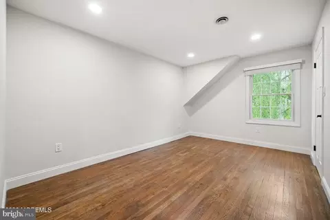 Bedroom - 609 Spaulding Ave, Forked River, NJ 08731 photo 2 of 6