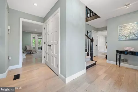 Entry Way - 609 Spaulding Ave, Forked River, NJ 08731 photo 1 of 8