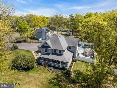 443 Stony Point Dr, Forked River, NJ 08731